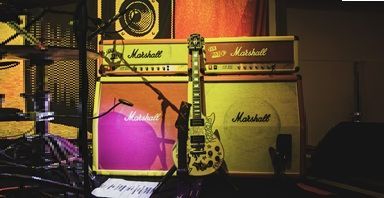 Marshall x Sex Pistols Anniversary — коллекционная серия