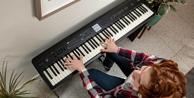 Портативное цифровое пианино ROLAND FP-E50