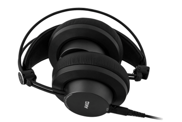 AKG-K275-Overear-headphones-folded.png
