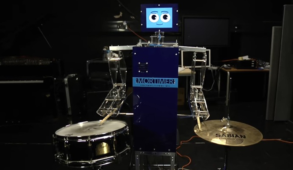робот-барабанщик