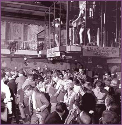 Клуб Whiskey à Go-Go в Париже 1947 Клуб Whiskey à Go-Go в Париже 1947