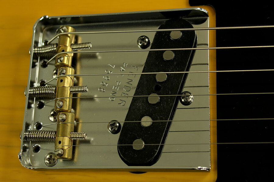 Fender-telebration-vintage-hotro.jpg