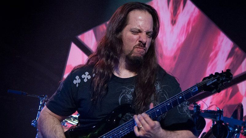DREAM THEATER Джон Петруччи.jpg