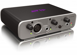 USB-АУДИО ИНТЕРФЕЙС Avid Fast Track Solo