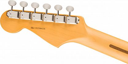 FENDER AM PRO Classic Stratocaster HSS MN 3-Color Sunburst