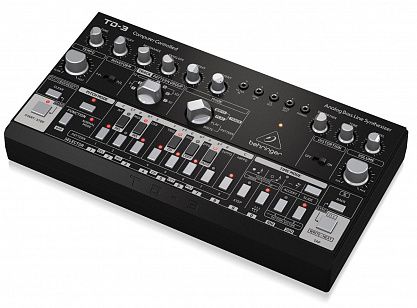 Синтезатор BEHRINGER TD-3-BK