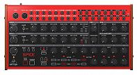 Синтезатор BEHRINGER SPICE