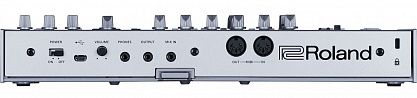 Басовый синтезатор ROLAND TB-03