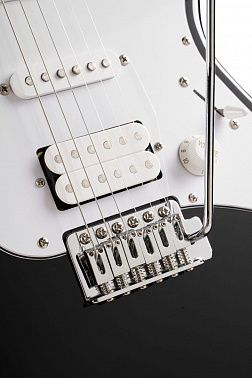 ЭЛЕКТРОГИТАРА CORT G200-BK