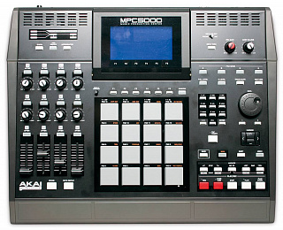 РАБОЧАЯ СТАНЦИЯ/СЭМПЛЕР/СИНТЕЗАТОР AKAI MPC5000
