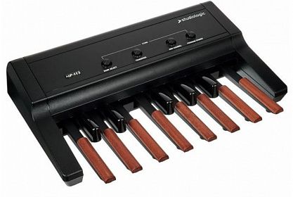 MIDI контроллер STUDIOLOGIC PEDALBOARD MP113