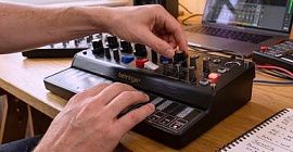 Behringer выпустила карманный Minimoog D Mini