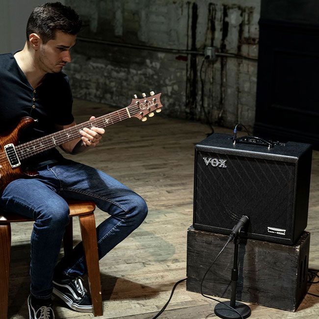 vox-Cambridge50-guitar-amp-gallery4.jpg